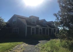 Pre-foreclosure Listing in BUTTS ROCK RD LITTLE COMPTON, RI 02837