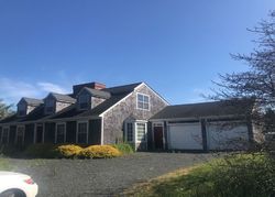 Pre-foreclosure Listing in BUTTS ROCK RD LITTLE COMPTON, RI 02837