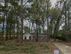 Pre-foreclosure in  MAPLE ST Crestview, FL 32539