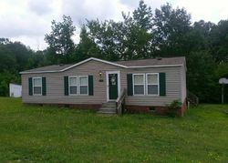 Pre-foreclosure Listing in MEADOW LN HAMLET, NC 28345