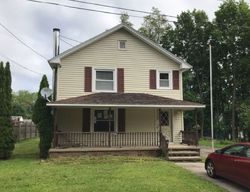 Pre-foreclosure in  MEEKER AVE Minetto, NY 13115