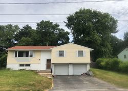 Pre-foreclosure Listing in APPLETREE DR SAUGERTIES, NY 12477