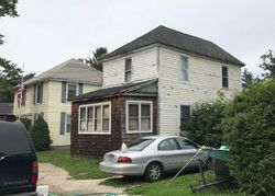 Pre-foreclosure Listing in BRIDGE ST GREENPORT, NY 11944