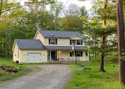 Pre-foreclosure Listing in LAKE RD CANADENSIS, PA 18325
