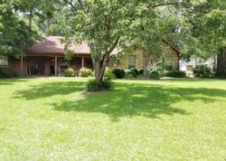 Pre-foreclosure in  CASTLEBROOK DR Shreveport, LA 71129