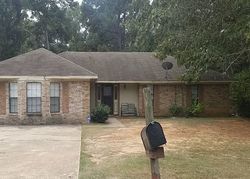 Pre-foreclosure Listing in HONEYSUCKLE DR MANSFIELD, LA 71052