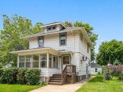 Pre-foreclosure in  LAFAYETTE ST Aurora, IL 60505