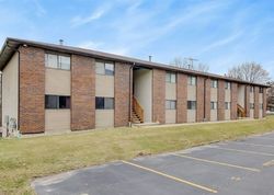 Pre-foreclosure Listing in S COLLINS ST APT G SOUTH ELGIN, IL 60177
