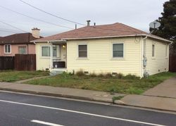 Pre-foreclosure in  BARRETT AVE Richmond, CA 94805