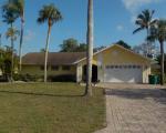  Country Club Ln, Naples FL