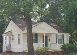  E 33rd St, Savannah GA