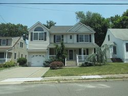 Pre-foreclosure Listing in 11TH ST FAIR LAWN, NJ 07410