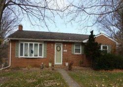 Pre-foreclosure in  RUSHMORE DR York, PA 17402