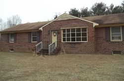 Pre-foreclosure in  DODGE CITY RD Milford, VA 22514