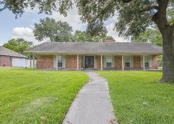 Pre-foreclosure Listing in HOMEWOOD LN BAYTOWN, TX 77521