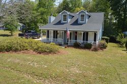 Pre-foreclosure Listing in LEE ROAD 2066 PHENIX CITY, AL 36870