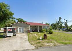 Pre-foreclosure in  E 9TH ST Panama City, FL 32401