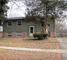 Pre-foreclosure in  PACIFIC DR Bolingbrook, IL 60440