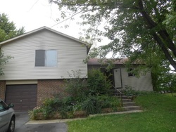 Pre-foreclosure in  GRADY DR Bolingbrook, IL 60440