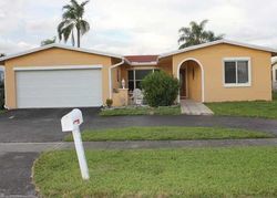  Nw 18th St, Hollywood FL