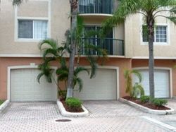 Pre-foreclosure in  SE 10TH AVE  Fort Lauderdale, FL 33316