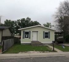 Pre-foreclosure in  ASH ST Log Lane Village, CO 80705