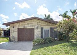 Pre-foreclosure Listing in STANLEY LN DELRAY BEACH, FL 33484