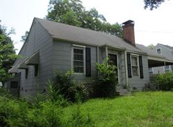 Pre-foreclosure in  MORELAND AVE SE Atlanta, GA 30316