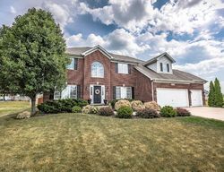 Pre-foreclosure in  S MUELLER CIR Plainfield, IL 60586
