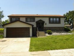Pre-foreclosure Listing in S PINE HILL RD FRANKFORT, IL 60423