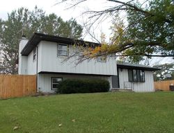 Pre-foreclosure in  JONATHAN SIMPSON DR Joliet, IL 60431