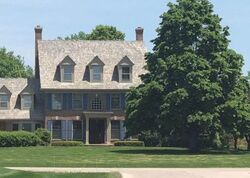 Pre-foreclosure in  WESTWOOD LN Saint Charles, IL 60175