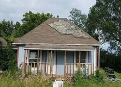 Pre-foreclosure Listing in RIDGEVIEW RD PAOLA, KS 66071
