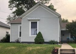 Pre-foreclosure Listing in FULTON ST JEFFERSONVILLE, IN 47130