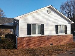 Pre-foreclosure Listing in N MCGUIRE ST BRAZIL, IN 47834