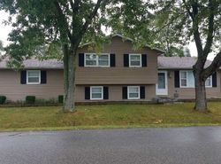 Pre-foreclosure in  BRENTWOOD DR Round Lake, IL 60073