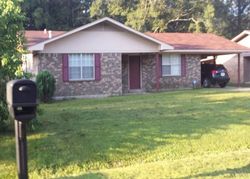 Pre-foreclosure in  DONOVAN CIR Monroe, LA 71203