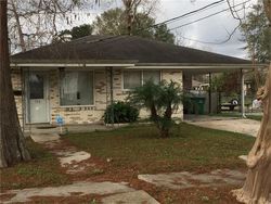 Pre-foreclosure Listing in ZINNIA AVE METAIRIE, LA 70001