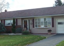 Pre-foreclosure Listing in MONARCH RD WILKES BARRE, PA 18706