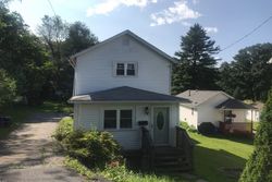 Pre-foreclosure Listing in NEW ST DURYEA, PA 18642