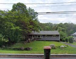 Pre-foreclosure in  PEEKSKILL HOLLOW RD Putnam Valley, NY 10579