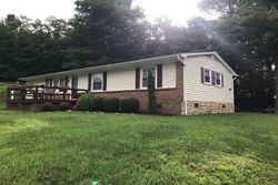 Pre-foreclosure Listing in VFW DR BOONE, NC 28607