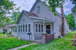 Pre-foreclosure Listing in W CENTER ST WARSAW, IN 46580