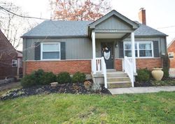 Pre-foreclosure in  VERDALE DR Cincinnati, OH 45230