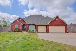  Crystal Spring Dr, Norman OK