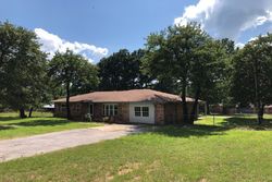 Pre-foreclosure in  FAWN LN Mcloud, OK 74851