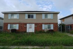 Pre-foreclosure in  E LEMANS ST # 5228 New Orleans, LA 70129
