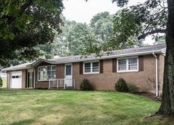 Pre-foreclosure in  DAVEY AVE Pen Argyl, PA 18072