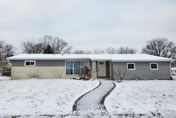 Pre-foreclosure in  SHERRY LN Peoria, IL 61607