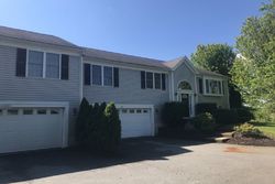 Pre-foreclosure in  TURNPIKE AVE Portsmouth, RI 02871